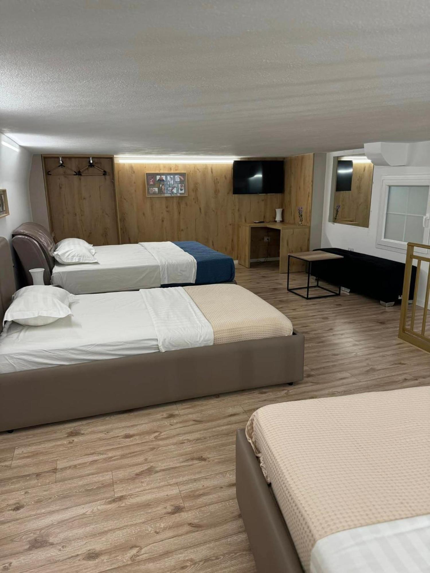 Park Hotel Tirana Yzberishti Exteriör bild