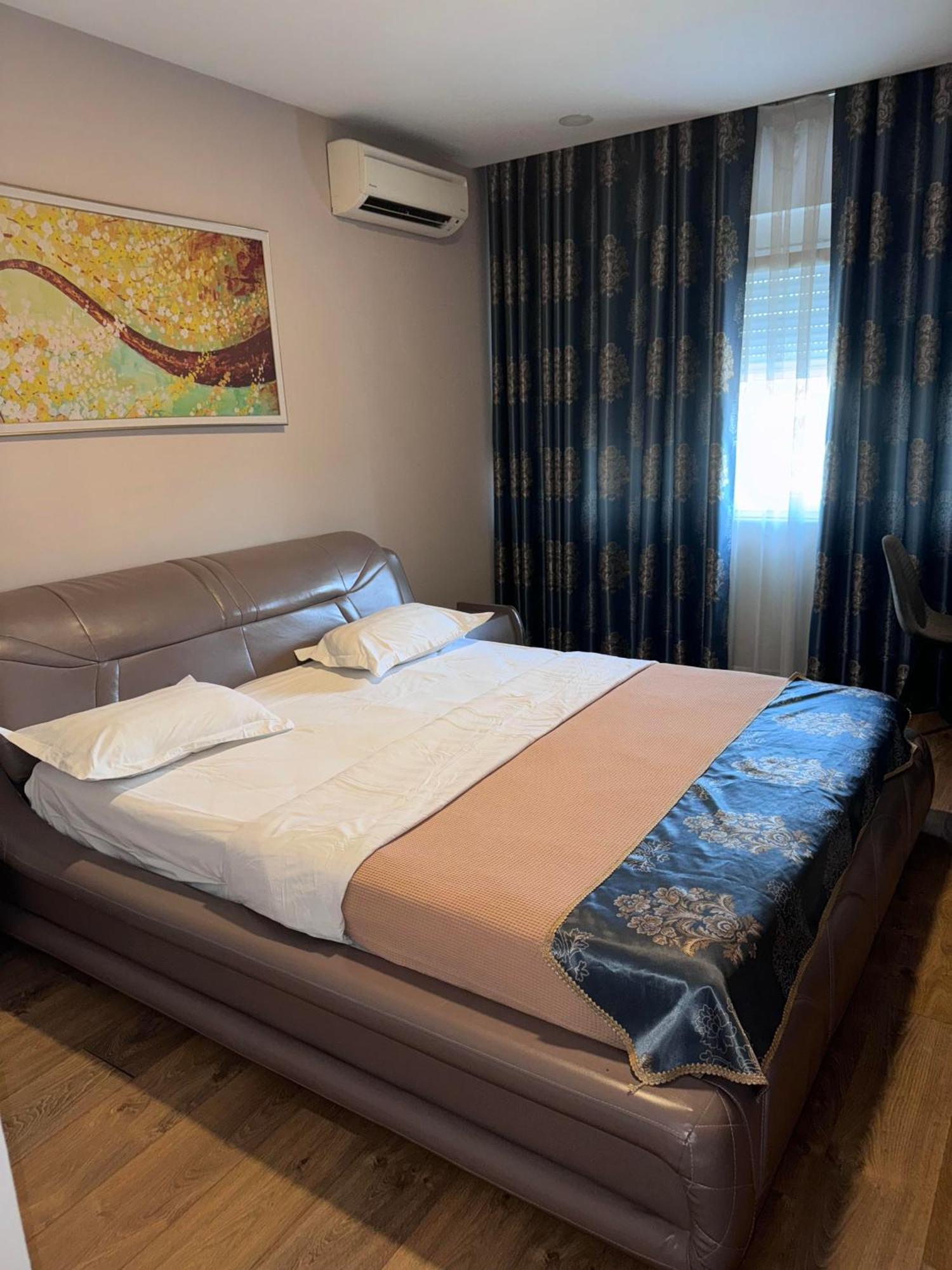 Park Hotel Tirana Yzberishti Exteriör bild
