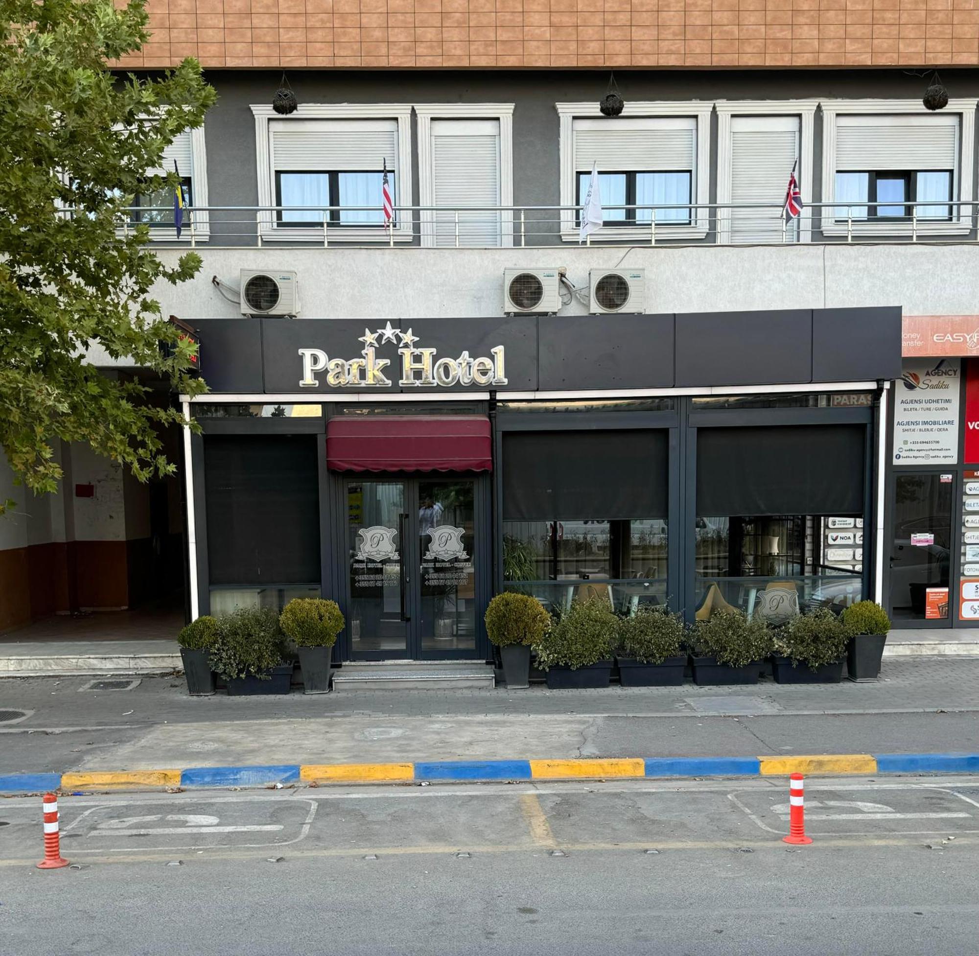Park Hotel Tirana Yzberishti Exteriör bild